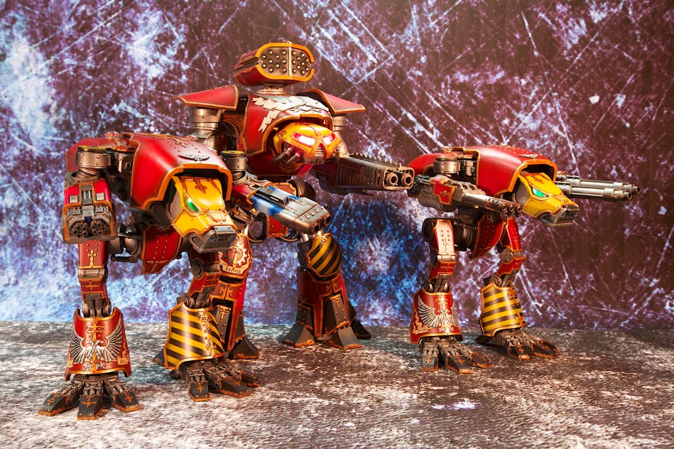 2 Warhounds and a Reaver Titan of the Legio Invictus
